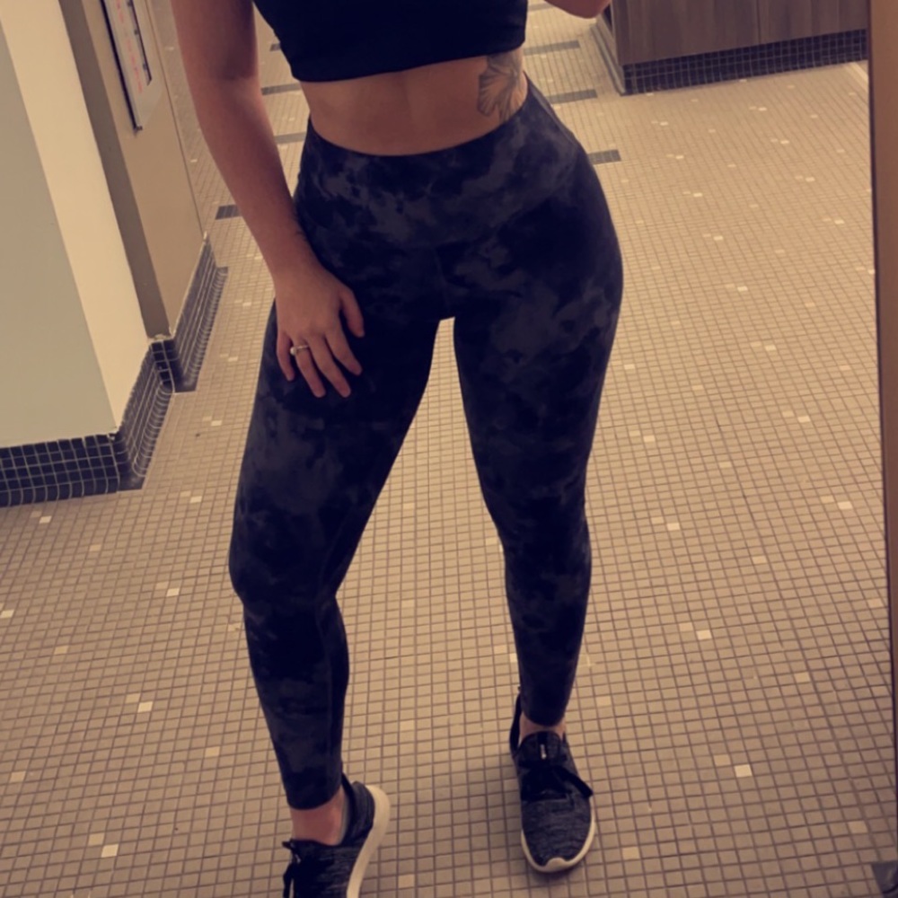 Lululemon tye dye legging